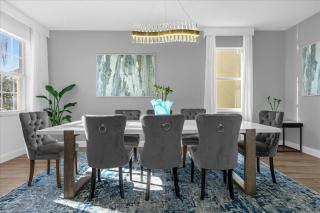 6 Bedrooms 3.5 Baths Liberty Village 4539 PC - 2