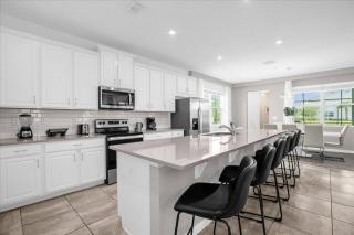 6 BD 4.5 BA Solara Resort 8995 AD - 3