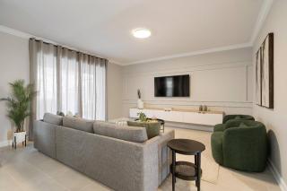 6 Bedrooms 5 Bathrooms Champions Gate 8935 TW - 8