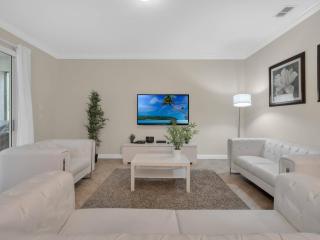 6 BD 5 BA Paradise Palms 8937 CP - 9