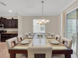 6 BD 5 BA Paradise Palms 8937 CP - 6