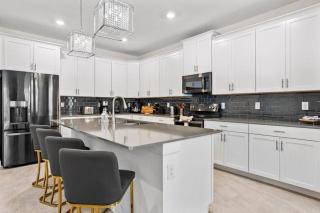 6 Bedrooms 5 Bathrooms Storey Lake 4286 PD - 3