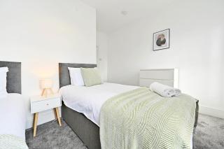 Alton House - By Sigma Stays - 3
