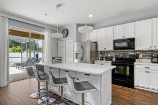 6 Bedrooms 5.5 Bathrooms Veranda Palms 2518 DC - 3