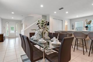 6 Bedrooms 6.5 Bathrooms Encore 7514 MA - 4