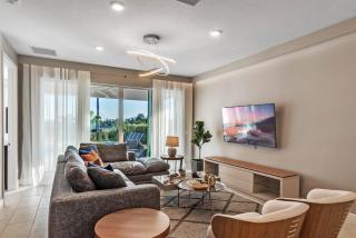 6 Bedrooms 6 Bathrooms Encore 7767 WD - 7