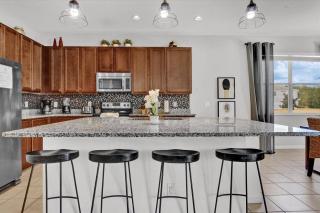 6 Bedrooms 6 Bathrooms Bella Vida 4564 CL - 3