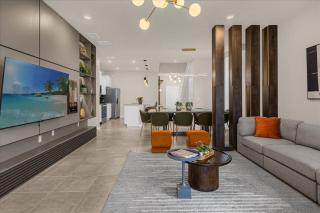 7 Bedroom 5.5 BathsWindsor Island 3979 LA - 8