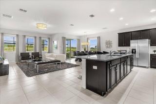 7 BD 5.5 BA Solara Resort 1644 NP - 6