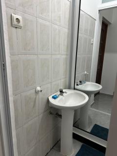 Quarto individual- Espaço Casa Mendes - 1