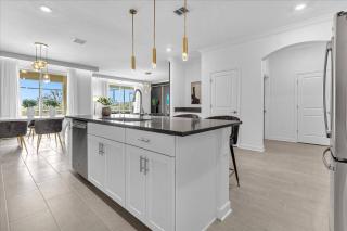 7 Bedrooms 5 Bathrooms Champions Gate 8916 TW - 2