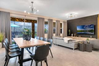 7 Bedrooms 5.5 Bathrooms Solterra 7599 OL - 6
