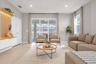 7 BD 5 BA Windsor Cay 1285 ER - 7