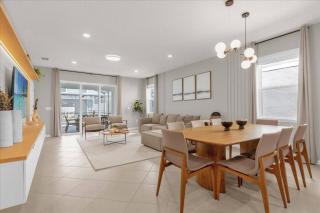 7 BD 5 BA Windsor Cay 1285 ER - 5
