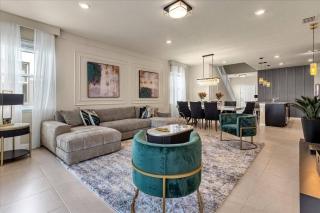 7 Bedrooms 5.5 Baths Windsor Island 3841 LA - Davenport - 8