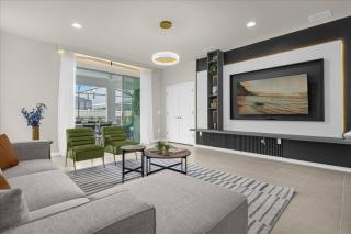 7 Bedrooms 5.5 Baths Windsor Westside 2476 DS - 7