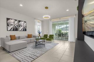 7 Bedrooms 5.5 Baths Windsor Westside 2476 DS - 9