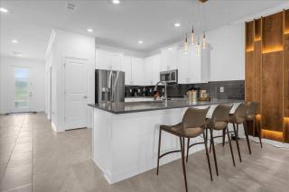 8 Bedroom 5 Bathroom Storey Lake 2928 PL - 3