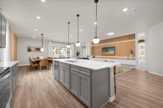 8 BD 6 BA Windsor Cay 16256 SM - 3