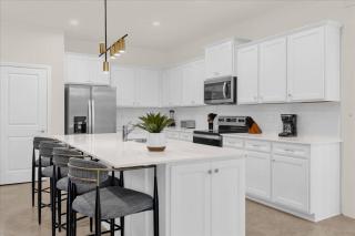 8 Bd 6 Ba Windsor Cay 16311 Sk - 3