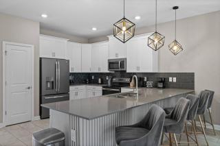 9 Bedroom 5 Bathroom Storey Lake 4540 TB - 4