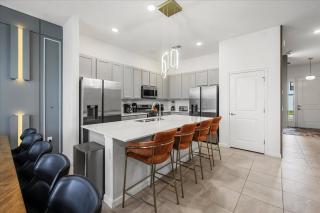 8 Bedrooms 8 Bathrooms Paradiso Grande 6265 SS - 3