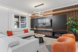 9 Bedroom 5 Bathroom Storey Lake 2905 PS - 8