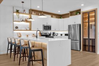 9 Bedrooms 5 Bathrooms Champions Gate 9037 ST - 2