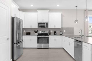 9 Bedrooms 5 Bathrooms Champions Gate 9028 ST - 1