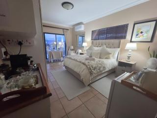 Mountain View Guesthouse - 5