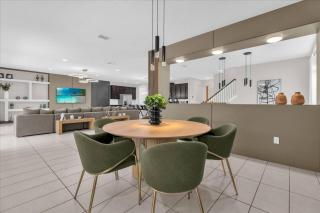 9 Bedrooms 6.5 Bathrooms Solara 1860 SP - 4