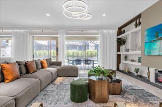 9 Bedrooms 6.5 Bathrooms Solara 1860 SP - 6