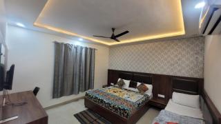 Hotel Akash Inn - 8