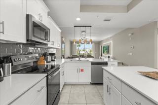 2 Bedrooms 2 Bathrooms Storey Lake 4731-204CT - 2