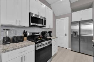 3 BD 3 BA Summerville Resort 7518 SD - 1