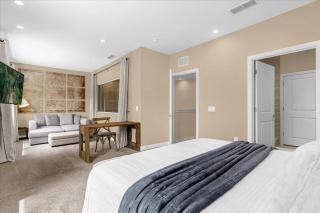 3 Bedrooms 3.5 Bathrooms Magic Village 7584 BD - 1