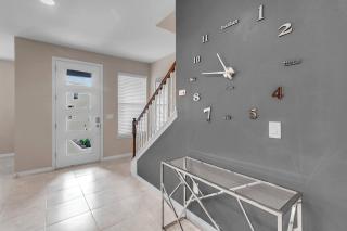 3 BD 3.5 BA Solara Resort 1550 CP - 1