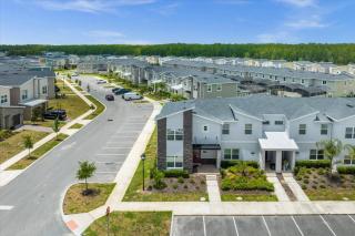 5 Bedrooms 4 Bathrooms Storey Lake 3019 PL - 6