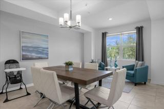 2 Bedrooms 2 Bathrooms Storey Lake 4751-207 CT - 4