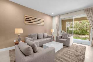 3 Bedrooms 3.5 Bathrooms Magic Village 3155PL - 7