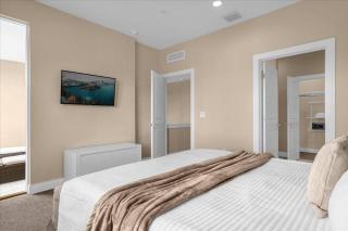 3 Bedrooms 3.5 Bathrooms Magic Village 3155PL - 1