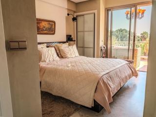 Signature Stay with YSL gardens view - 5