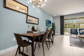 3 Bedrooms 3 Bathroom Silver Creek 1523 RC - 8