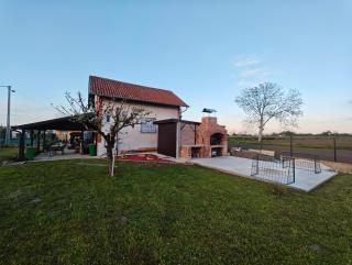 Kuća za odmor Bella - Sotin - 9