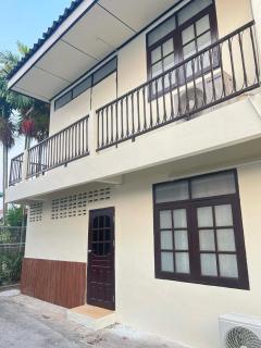 ห้องพักรายวันถนนท่ากว๊าน Takwan Daily Home - 6