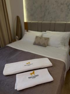 Paris and Eneas Studios - 3