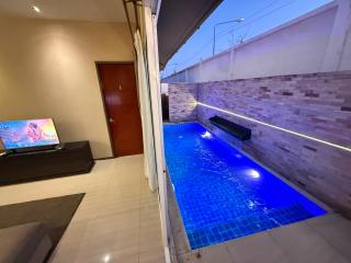 Dewa Pool Villa At Jomtien - 9