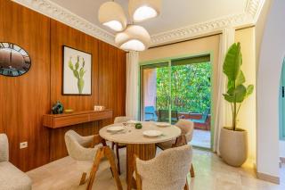 Luxury Apartment with Private Jacuzzi & Pool Central Marrakech - 4
