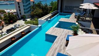 EOS Suites - 8