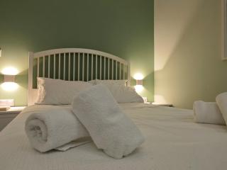 Pylos Senses - Deluxe Central Apartment with Terrace - 2